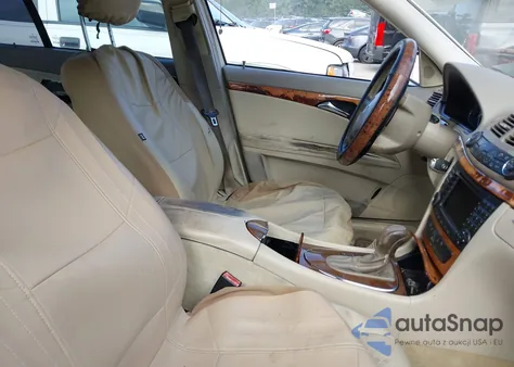 2005 Mercedes-Benz E 320 z USA, uszkodzony, nr VIN WDBUF65J25A634219